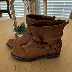 Lucky Brand Norton Boots